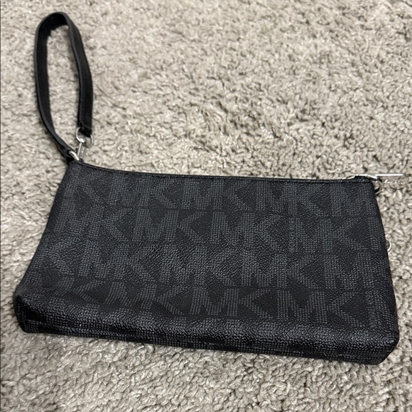 Michael Kors Monogram Black Wristlet - Picture 4 of 4